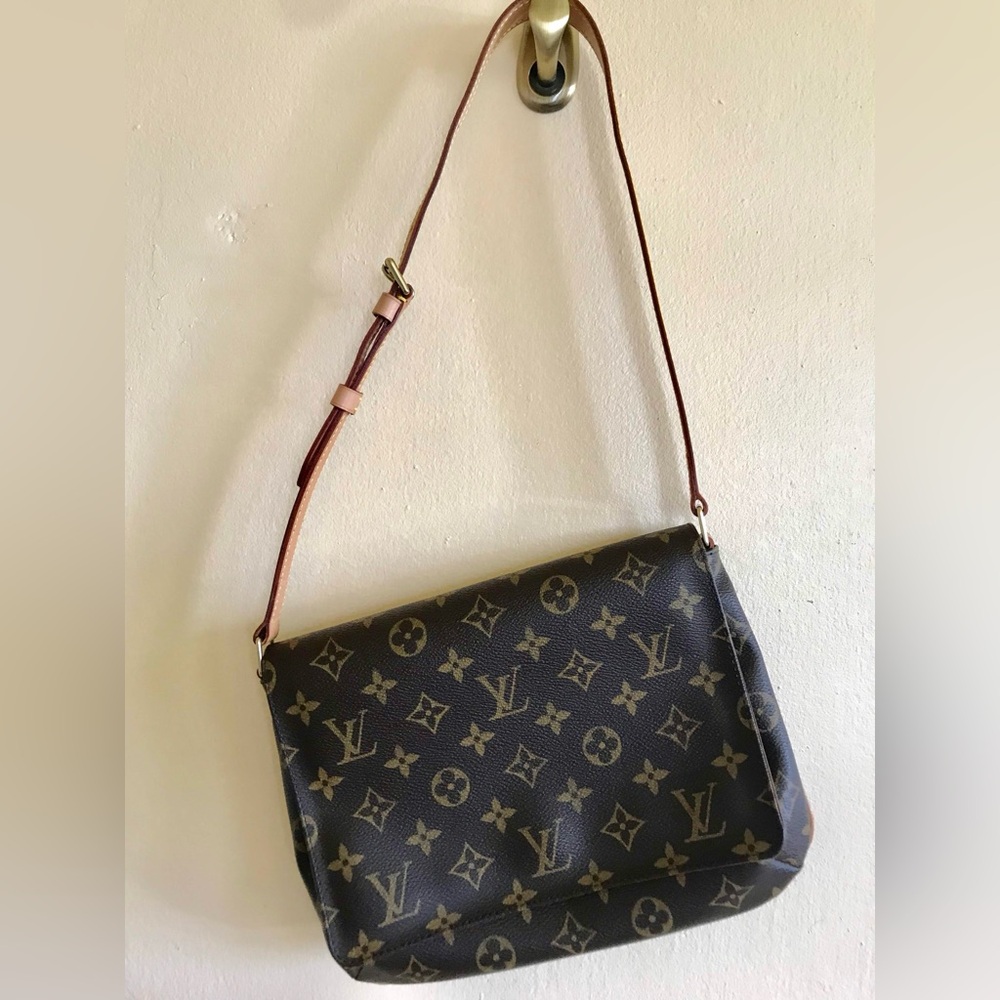 Louis Vuitton Musette Tango Shoulder Bag